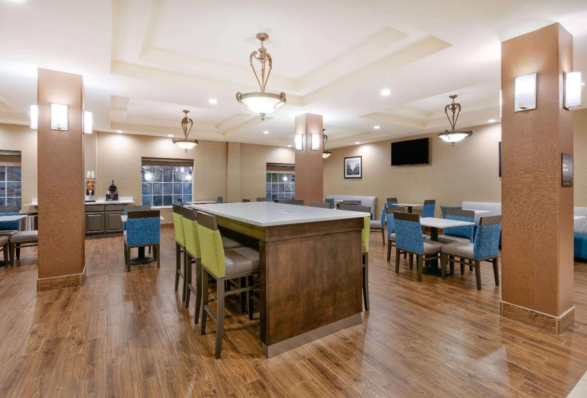 Baymont Inn & Suites By Wyndham Glen Rose Extérieur photo