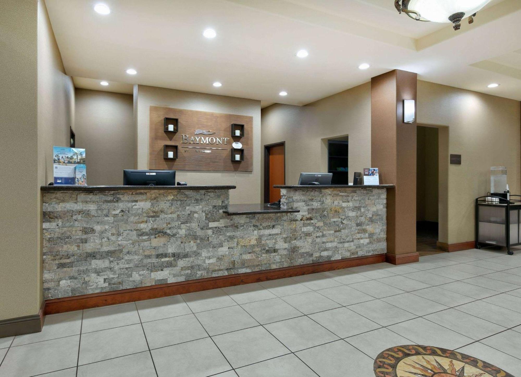 Baymont Inn & Suites By Wyndham Glen Rose Extérieur photo